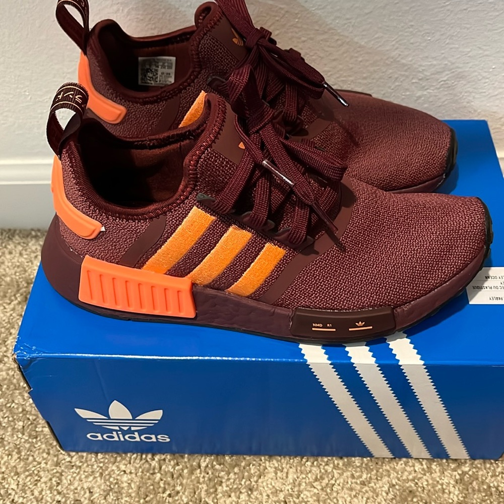 Women’s Adidas shoes